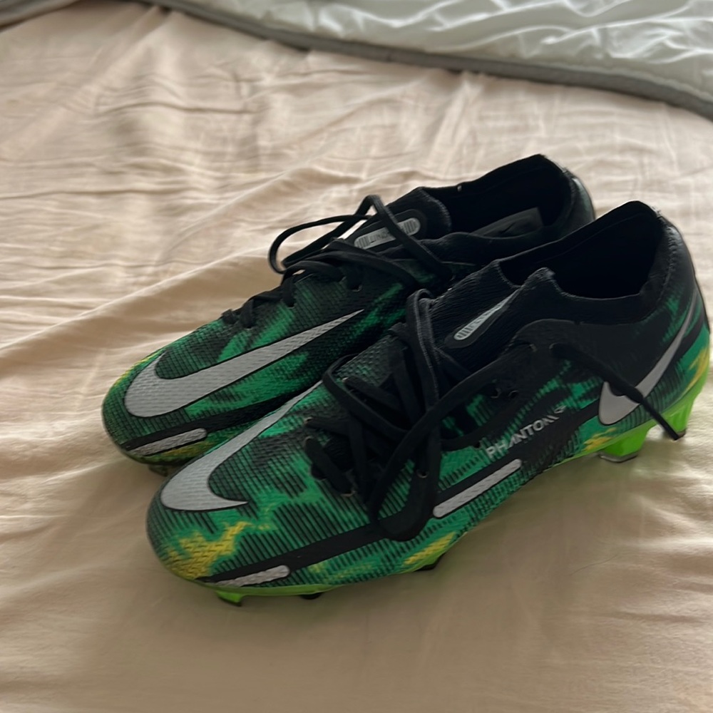 Kids Nike soccer cleats